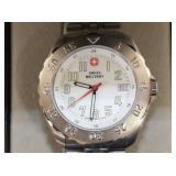 VIEW 2 CLOSEUP SWISS WATCH 