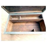 VIEW 2 INSIDE W/ TRAY 