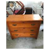 OAK 3 DRAWER CHEST 