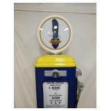 VIEW 2 W/ RICHFIELD GLOBE