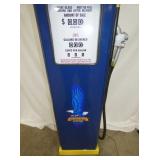 VIEW 3 CLOSEUP GAS PUMP