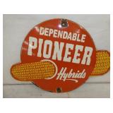 15X16 PORC. PIONEER HYBRIDS SIGN 