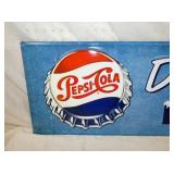 VIEW 2 CLOSE UP W/PEPSI CAP