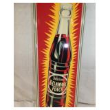 VIEW 2 CLOSE UP DELAWARE PUNCH W/BOTTLE