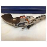 VIEW 4 SIDE 2 CLOSEUP COLT PYTHON