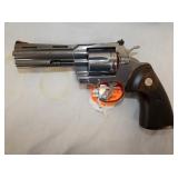 VIEW 5 SIDE 2 NIB COLT PYTHON 357