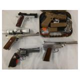 COLLECTION PISTOLS