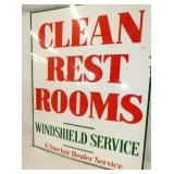 VIEW 4 30X37 PORC. SINCLAIR REST ROOMS