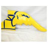 VIEW 2 CLOSEUP PORC. WING