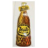 EMB. ZESTO BOTTLE SIGN