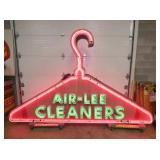 VIEW 4 SIDE 2 NEON 125X78