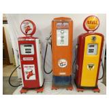 GROUP PICTURE GAS PUMPS