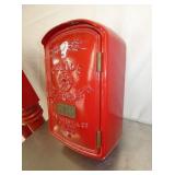 VIEW 4 RIGHTSIDE CAST TELEGRAPH PULL BOX