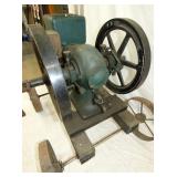 VIEW 5 CLOSEUP HIT & MISS ENGINE