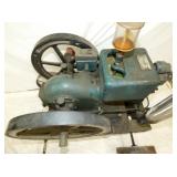 VIEW 8 CLOSEUP HIT & MISS ENGINE