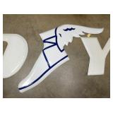 VIEW 2 CLOSEUP W/PORC. FOOT