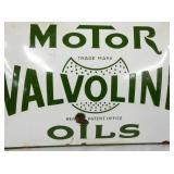 VIEW 2 CLOSEUP 23X15