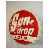 VIEW 2 CLOSEUP CAP SIGN