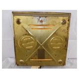 VIEW 4 BACK VIEW GOLDEN COLA