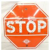EMB. CAT EYES STOP SIGN