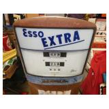 VIEW 2 CLOSEUP ESSO EXTRA