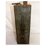 VIEW 5 SIDE 2 KEROSENE CAN