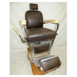 PORC. EMIL J PAIDAR BARBER CHAIR