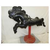 VIEW 4 SIDE 2 ALUM,. HORSE W/ BASE