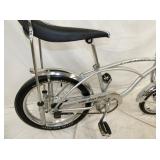 VIEW 3 CLOSEUP GREY GHOST