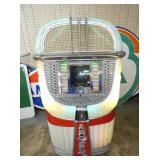 VIEW 2 CLOSEUP WORKING JUKE BOX