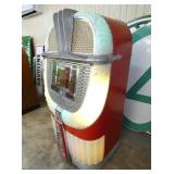 VIEW 6 RIGHTSIDE JUKE BOX