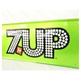 VIEW 3 7UP REFLECTIVE SIGN