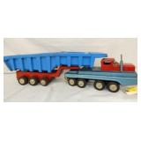 EARTHMOVER TOY TRUCK