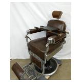 VIEW 3 W/ CHILD BOOSTER SEAT