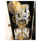 VIEW 4 INSIDE WORKS CLOCK