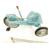 VIEW 3 SIT AND RIDE TOY