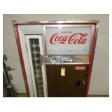 VIEW 2 CLOSEUP TOP COKE VENDO