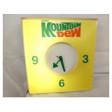 MT. DEW PLASTIC LIGHTUP CLOCK