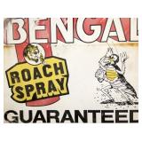 VIEW 4 CLOSEUP ROACH SPRAY SIGN