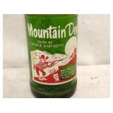 VIEW 2 CLOSEUP BOTTLE