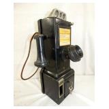 VIEW 2 CLOSEUP PHONE