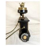 VIEW 2 CLOSEUP PHONE