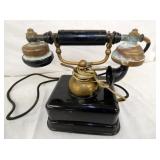 VIEW 2 CLOSEUP PHONE