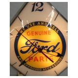 VIEW 2 CLOSEUP CLOCK