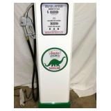 VIEW 3 CLOSE UP FRONT GAS PUMP