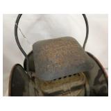 VIEW 2 CLOSEUP LANTERN