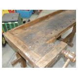 VIEW 3 CLOSEUP WOOD VICE