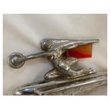 VIEW 4 CLOSEUP HOOD ORNAMENT