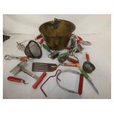 BAKOLITE KITCHEN WARE