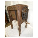 VIEW 2 CLOSEUP CHURN